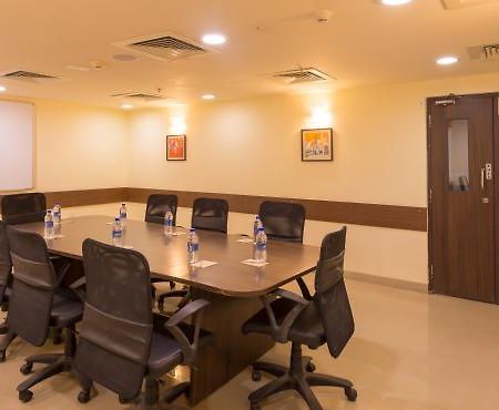 Отель Ginger Chennai - Vadapalani Экстерьер фото